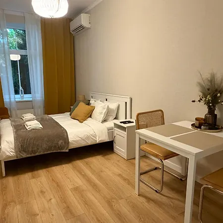Modern Near Old Town, Self Check-in Apartment *